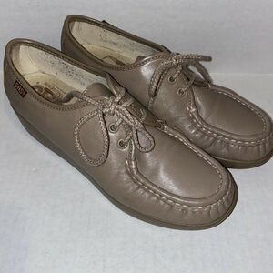 SAS Genuine Handsewn Womens Beige Comfort Shoes 7